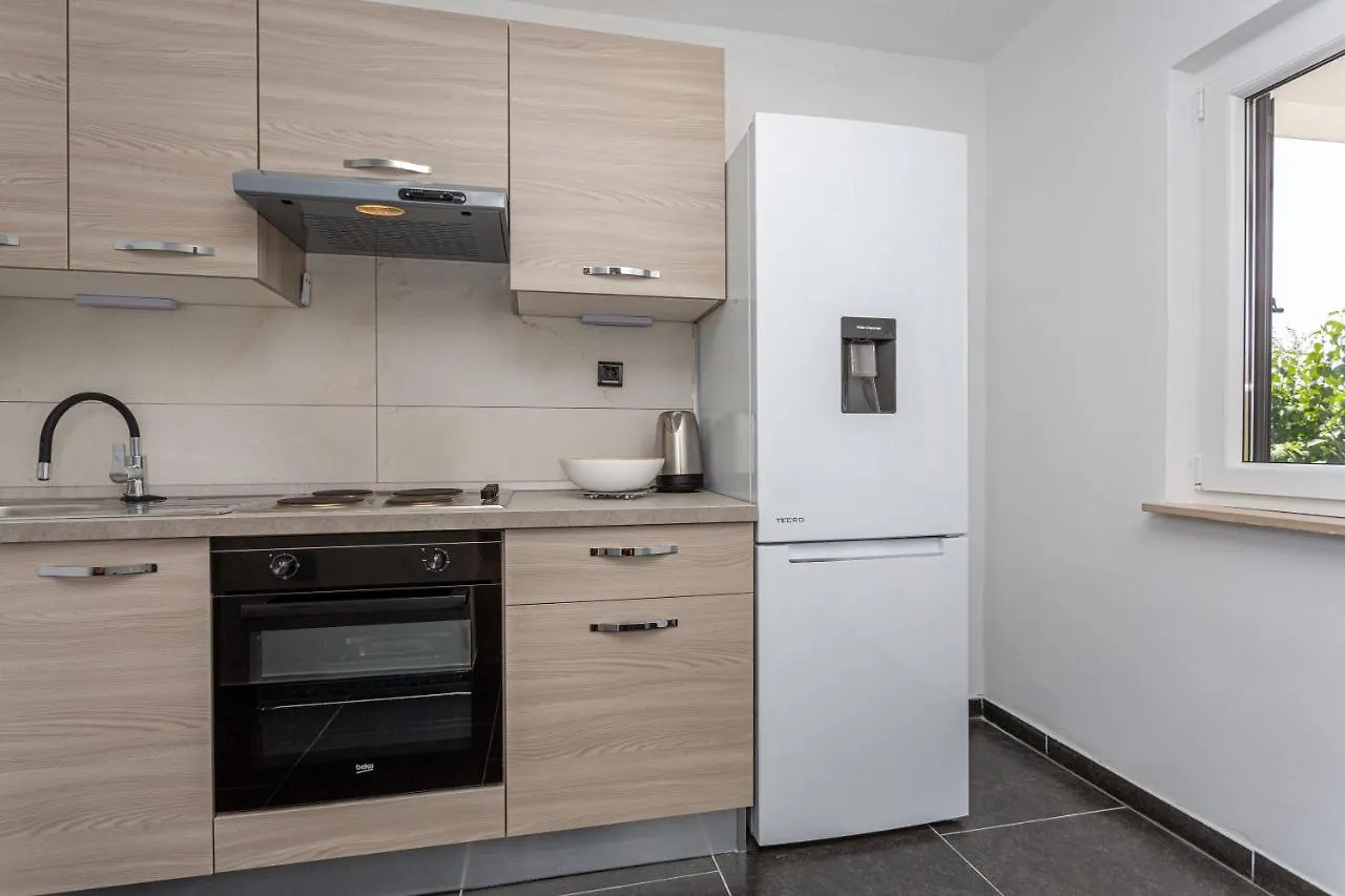 Smiljana Apartments Klimno Dom wakacyjny